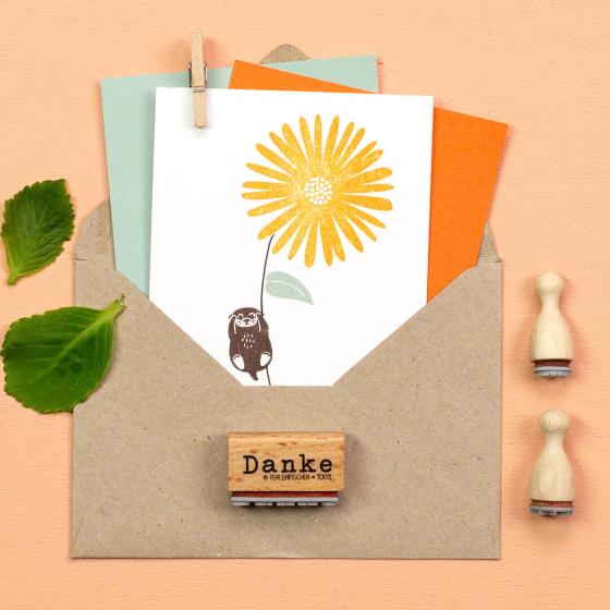 12x Stamps | Baby Otter