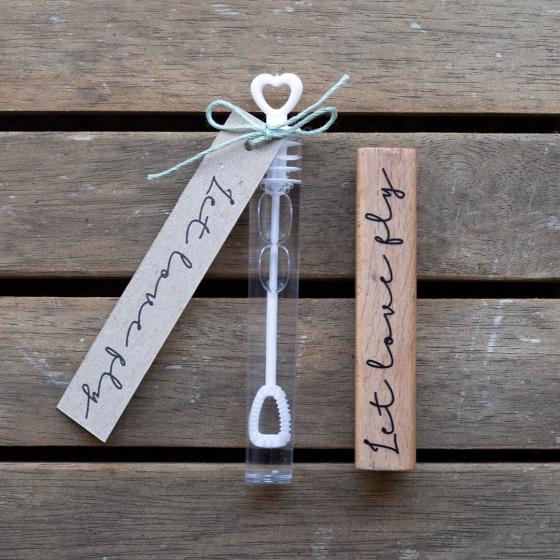 5x Stempel | Let love fly